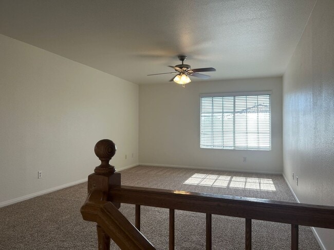 Building Photo - New flooring and freshly painted 4 bedroom...