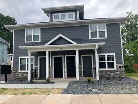 Building Photo - 618 E Grand Ave