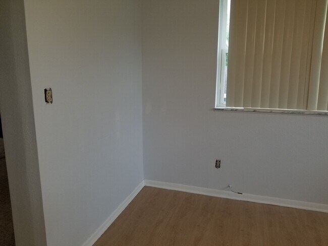 Building Photo - 5003 58th Way N