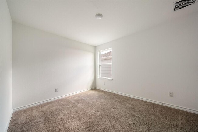 Building Photo - 123 Watkinville Rd