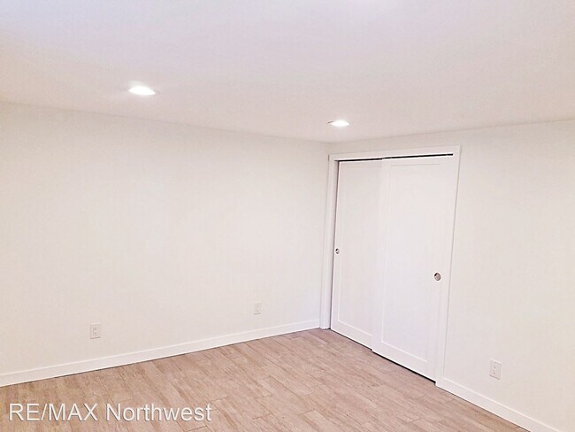 Building Photo - 2 br, 1 bath House - 415 Fairview St SE