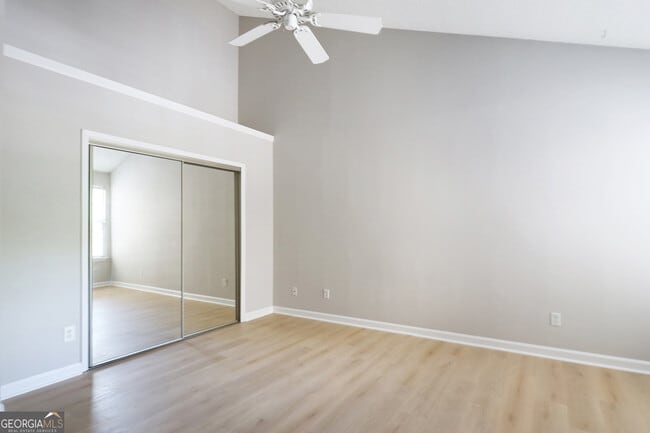 Building Photo - 901 Wentworth Ct