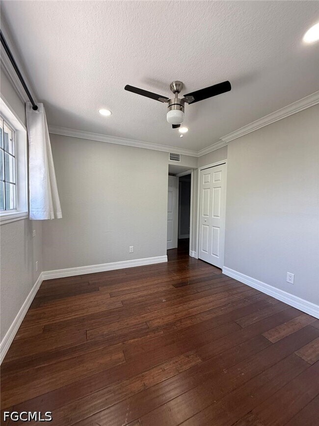Building Photo - 4797 Albacore Ln