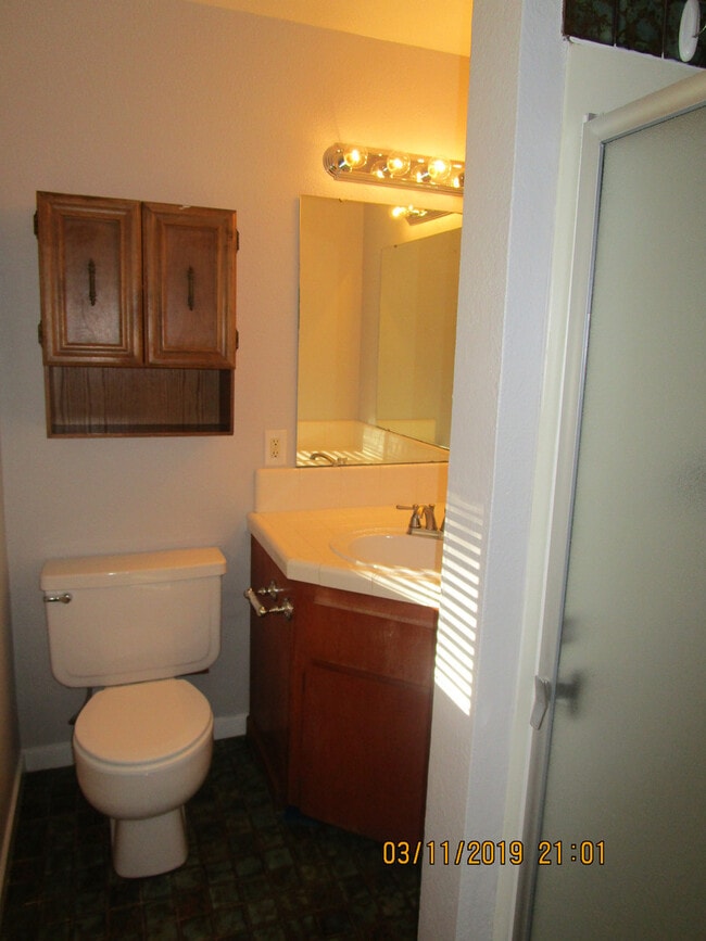 Building Photo - INCREDIBLE LOCATION!!! Quaint and Quiet an...