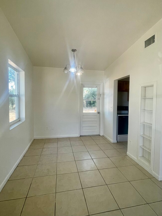 Building Photo - 6334 Talbot Cir