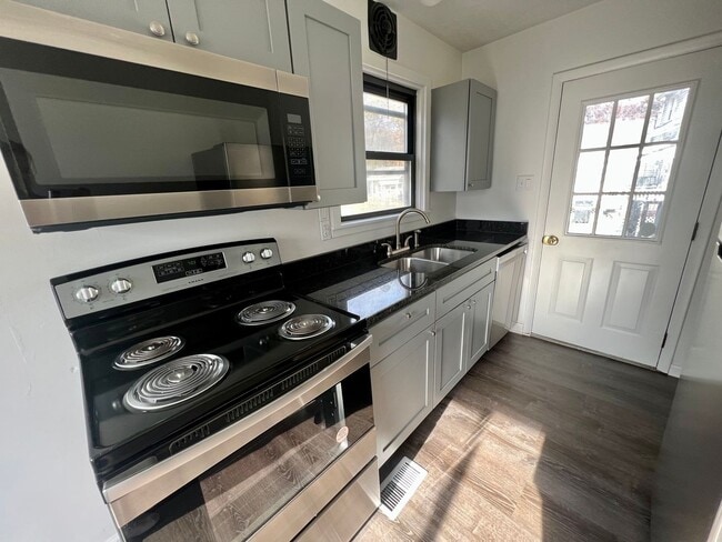 Building Photo - 135 McGovern Blvd