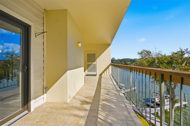 Building Photo - 18809 Egret Bay Blvd