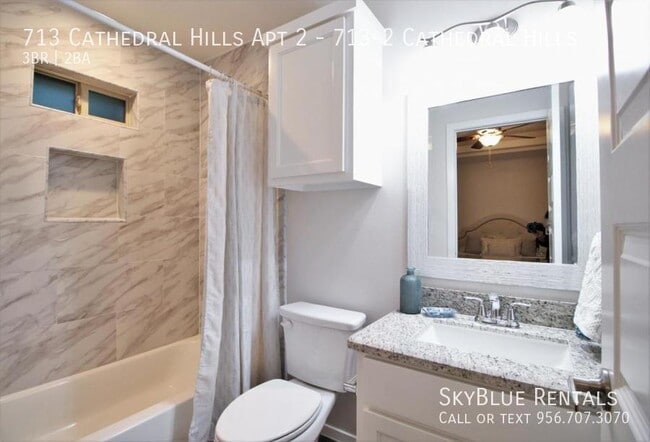 Building Photo - 713 Cathedral Hl