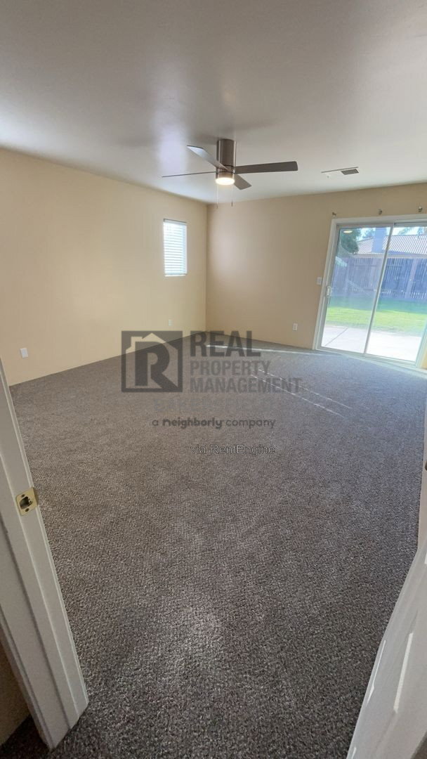 Building Photo - 9913 Pavilion Dr