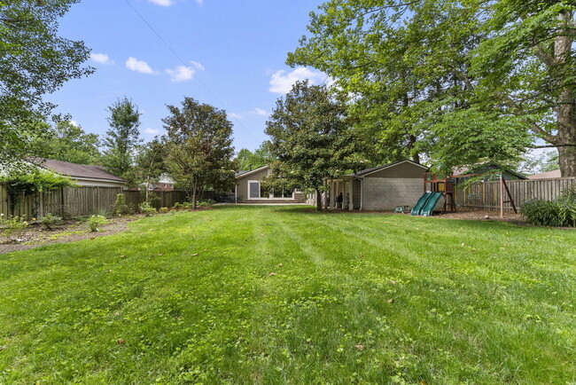 Building Photo - 309 Greenbriar Rd