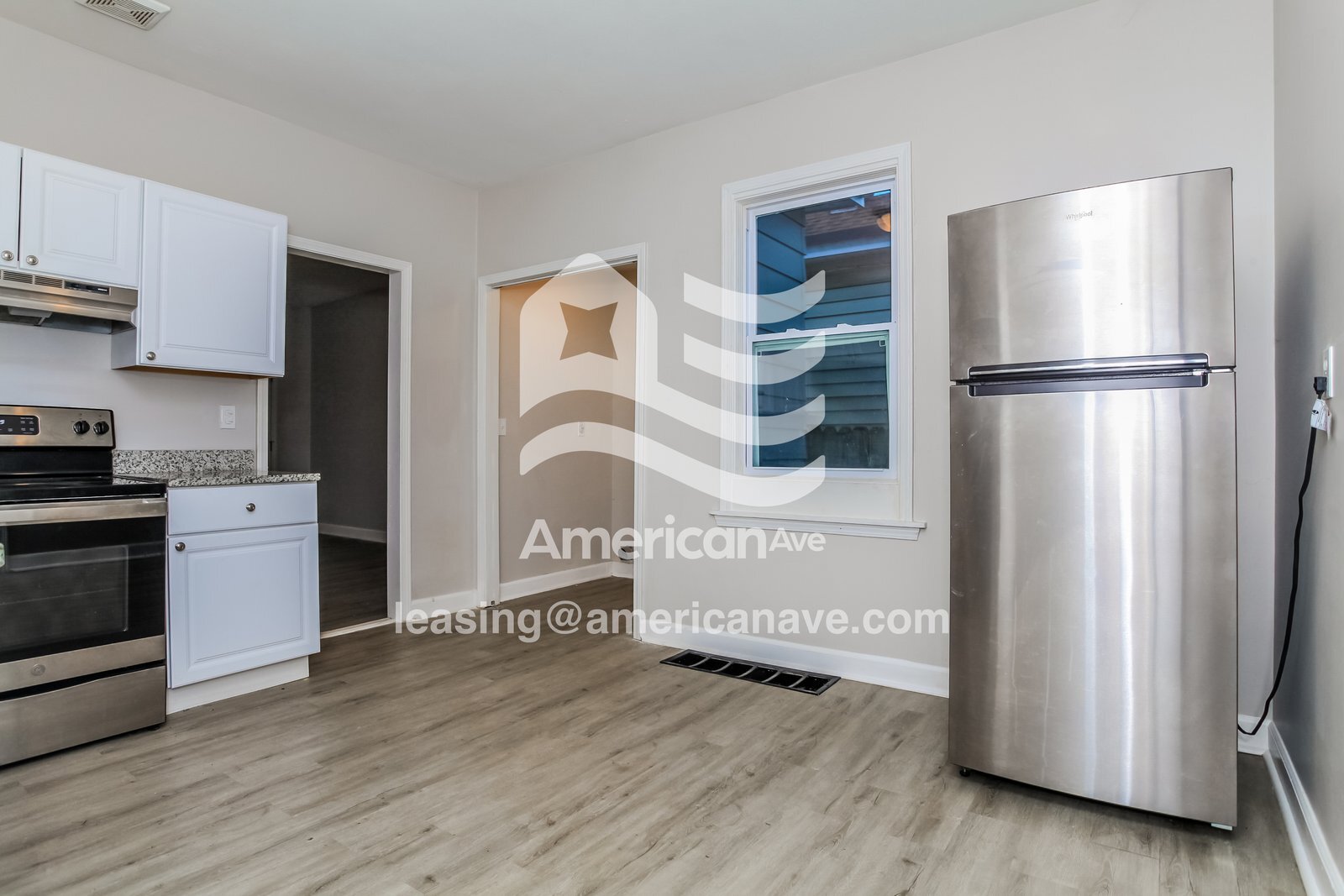 Building Photo - 2420 Freeman Ave