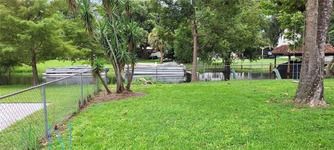 Building Photo - 43 Main St