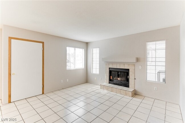 Building Photo - 4672 Krissylouise Way