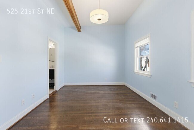 Building Photo - 525 21st St NE