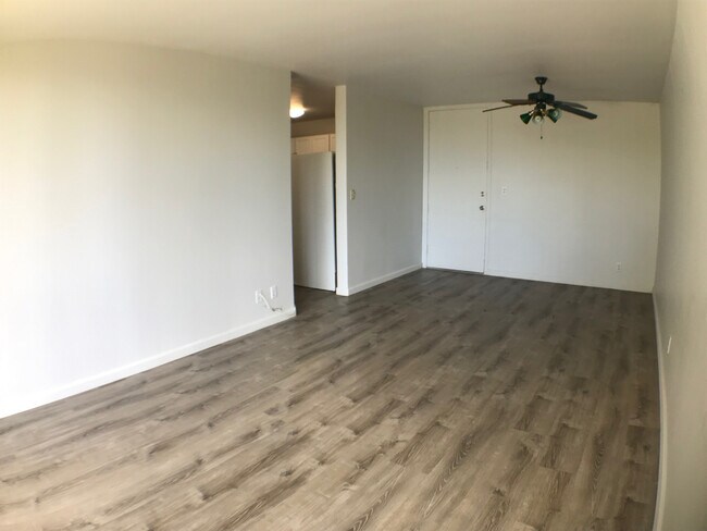 Building Photo - 259NEW