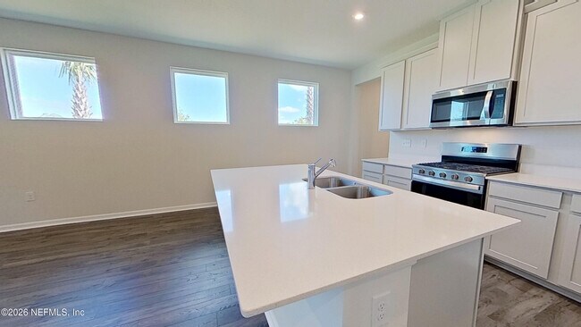 Building Photo - 349 Appalachian Trl
