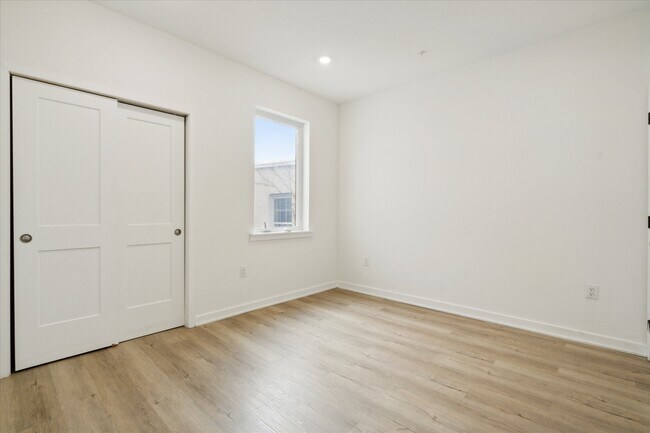 Building Photo - 1809 N 18th St