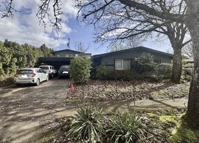 Building Photo - 1137 NW Dixon St