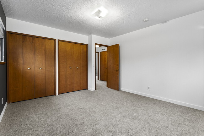 Building Photo - 11400 SW Terra Linda St