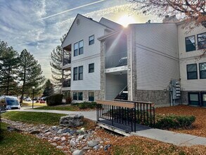 Building Photo - Garden-Level Condo Featuring 1bd/1ba in Desirable Stoney Creek Community. Nicely Updated with New...