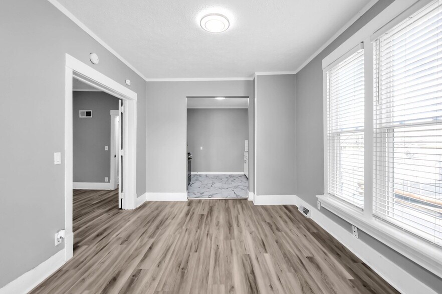 Building Photo - 3860 Dodge St