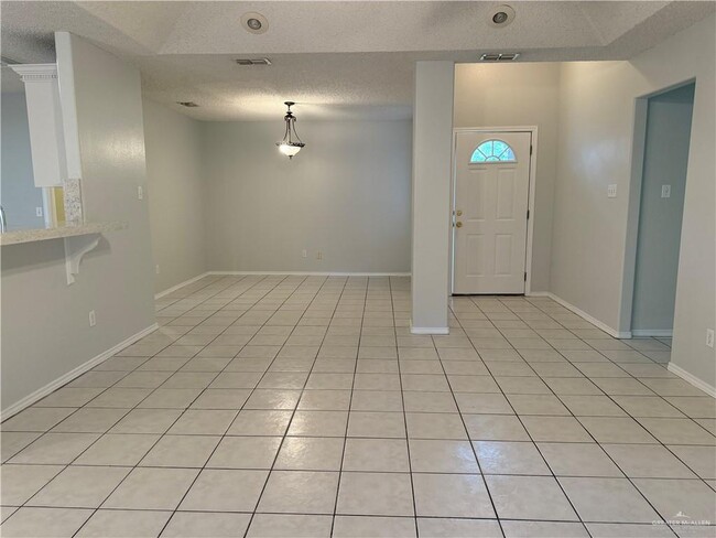 Building Photo - 12 Emory Ave