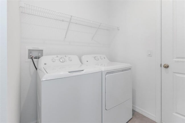 Building Photo - 6773 Branham Mill Ct