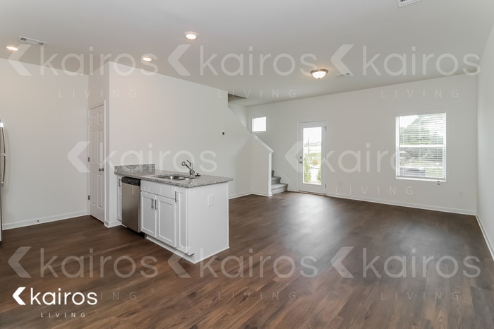 Building Photo - 101 Dudley Wy