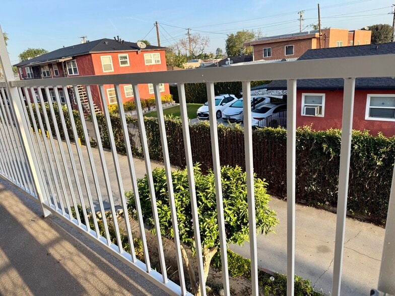 Building Photo - 8123 Otis St