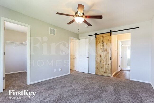 Building Photo - 3160 Black Canyon Way