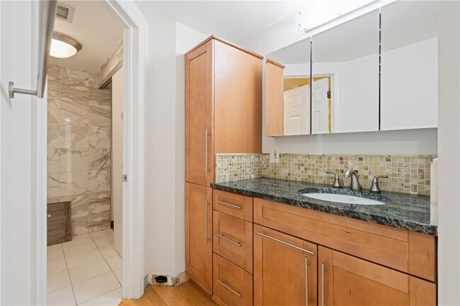 Building Photo - 199 14th St NE