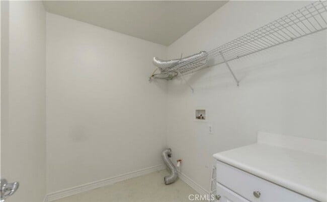 Building Photo - 31 Quartet-