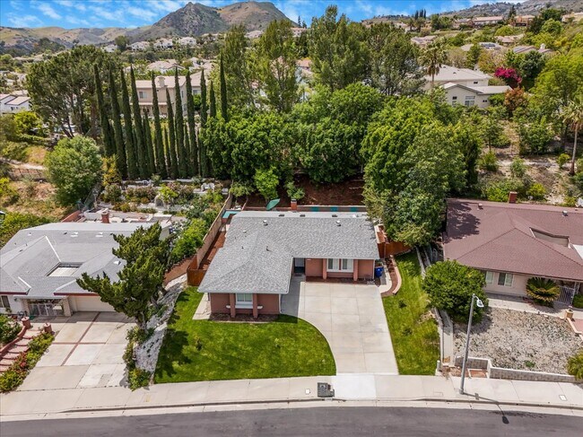 Building Photo - 7365 Pomelo Dr