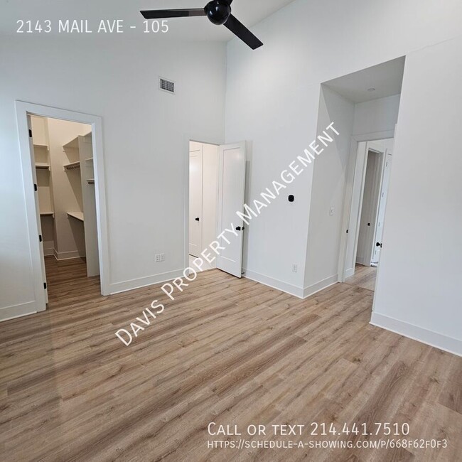 Building Photo - 2143 Mail Ave