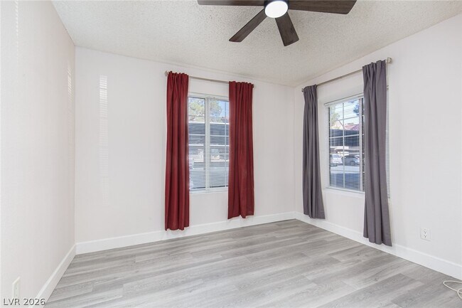 Building Photo - 2200 S Fort Apache Rd
