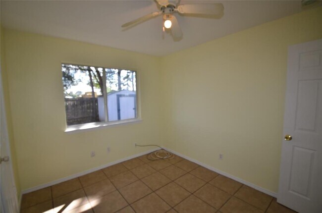 Building Photo - 4729 Castleman Dr