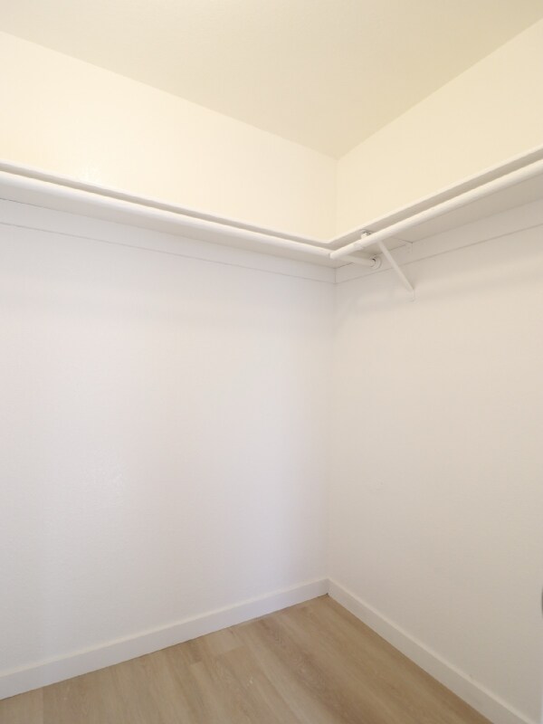 Building Photo - 15978 Muni Rd