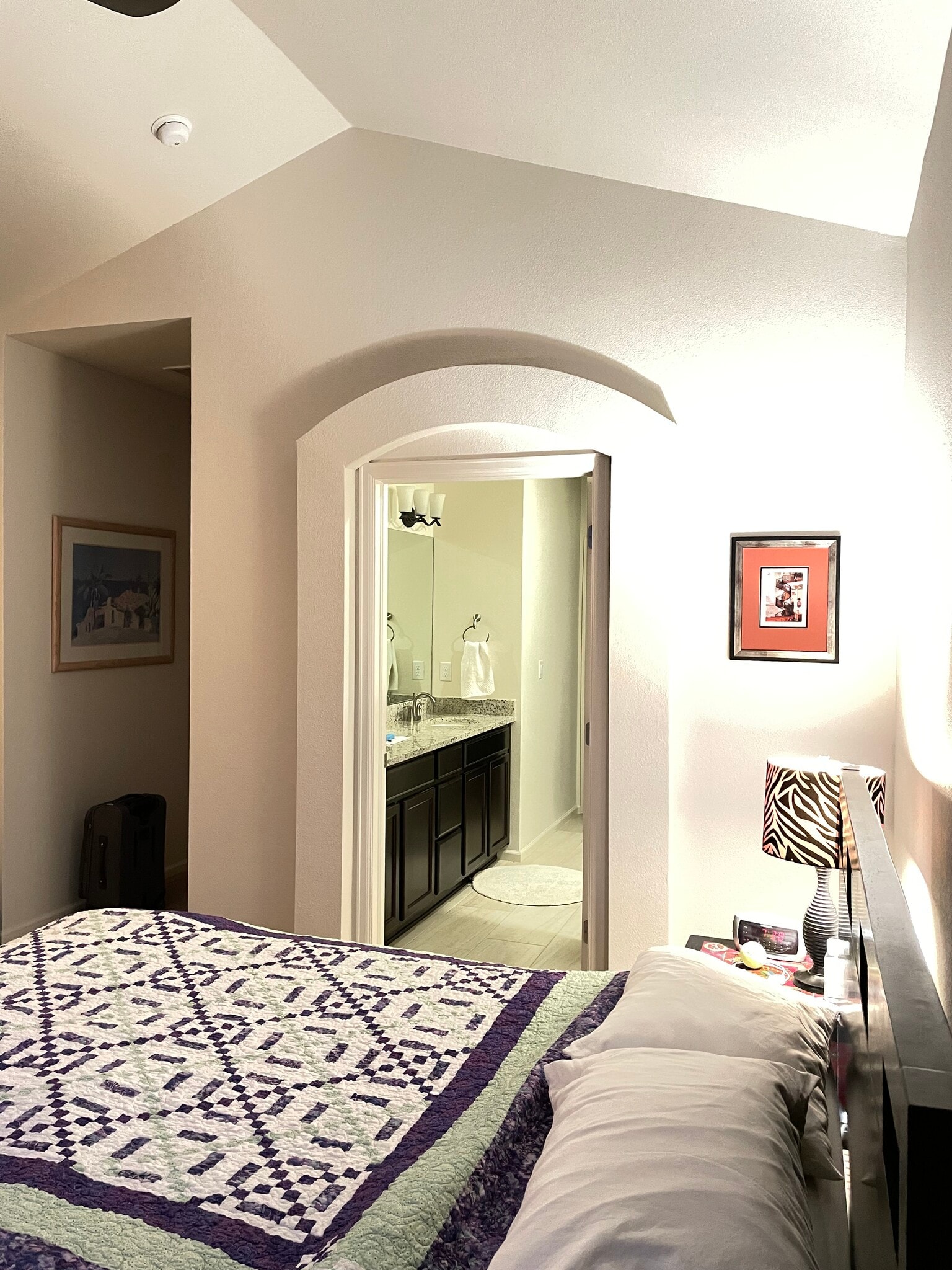 Building Photo - 15102 E Batavia Pl