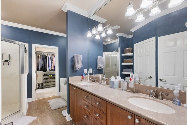 Building Photo - 1140 Frenchtown Ln