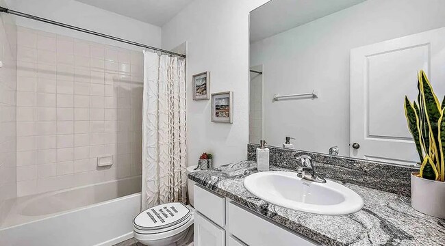 Building Photo - Brand new 3bed/2.5 bath townhome