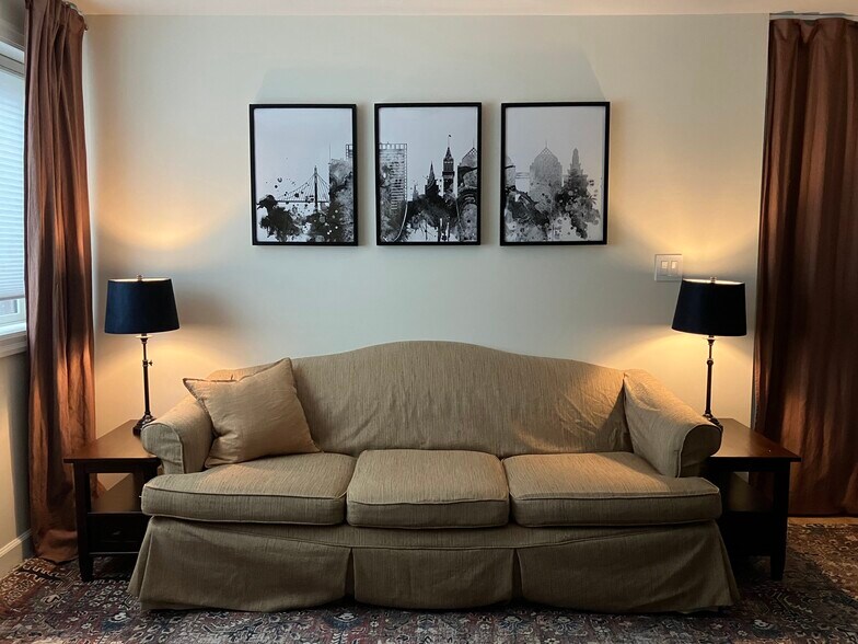 Building Photo - 5516 Market St