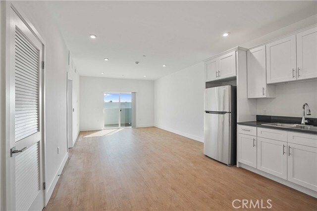 Building Photo - 8750 Sepulveda Blvd