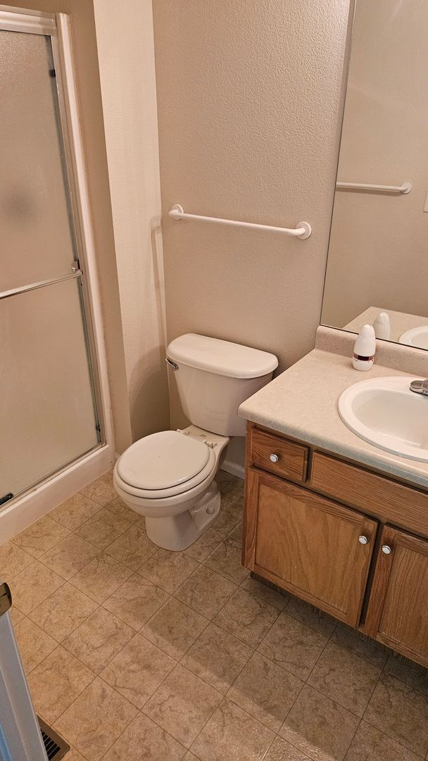 Building Photo - Cute Townhome in Rigdon Farms