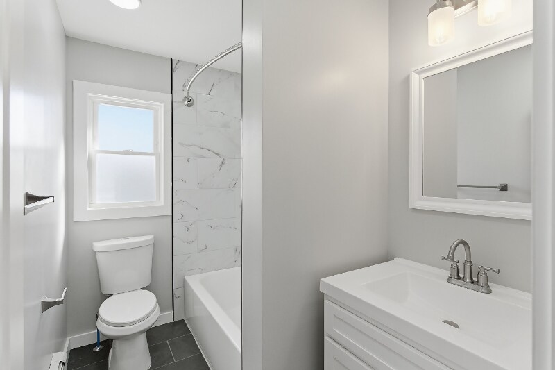 Building Photo - 19 Evelyn Ct