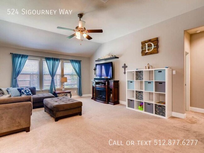 Building Photo - 524 Sigourney Wy