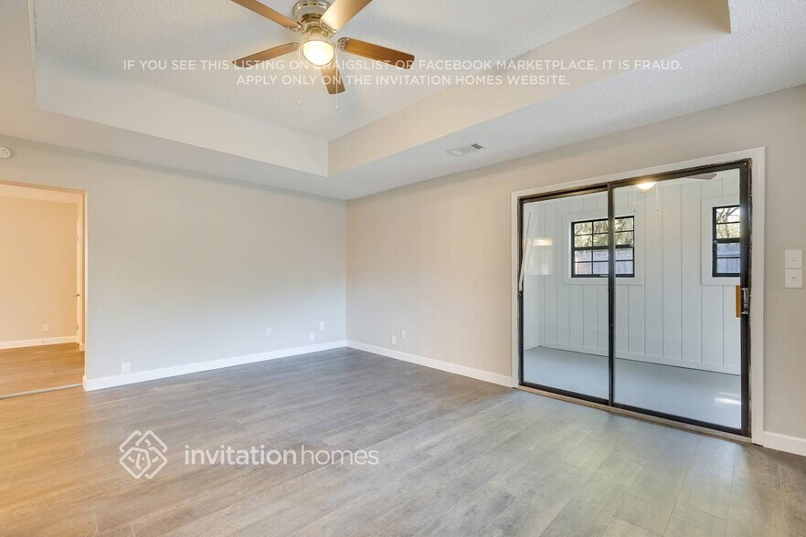 Building Photo - 6241 Cranberry Ln E