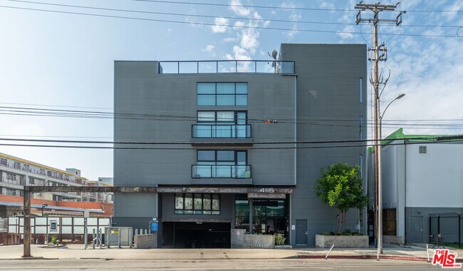 Building Photo - 4115 Glencoe Ave
