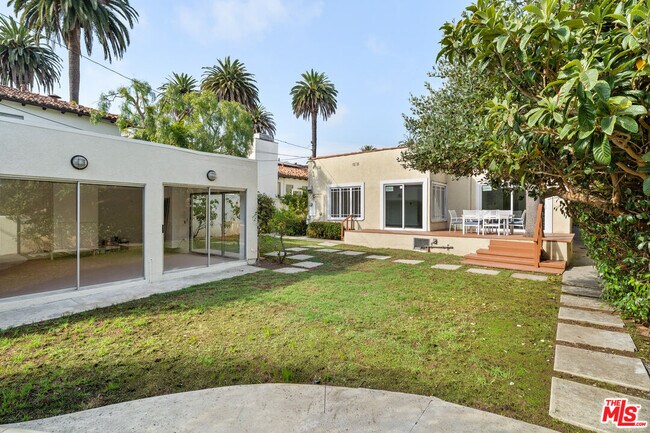 Building Photo - 508 10th St