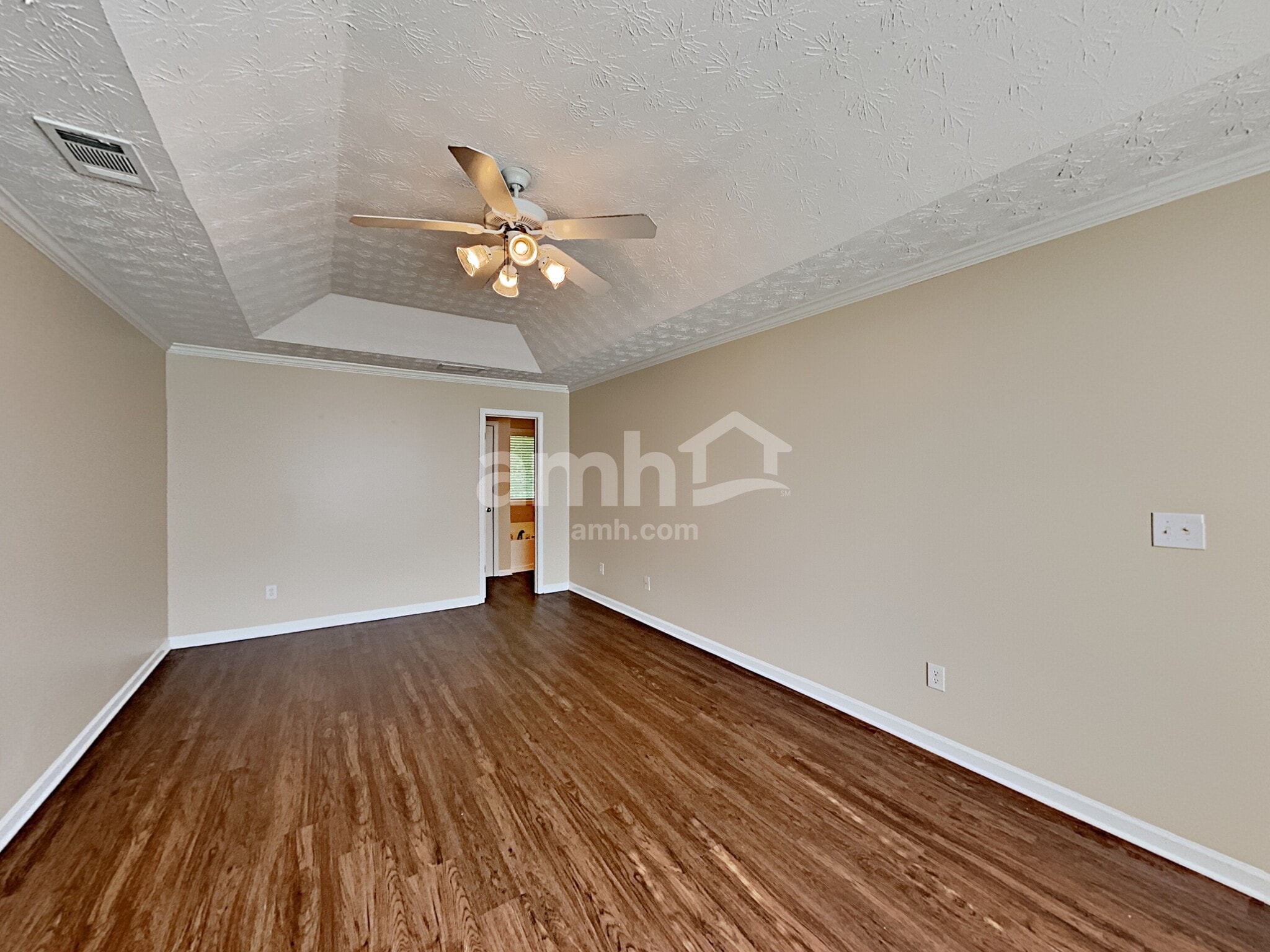 Building Photo - 1307 River Club Dr NE