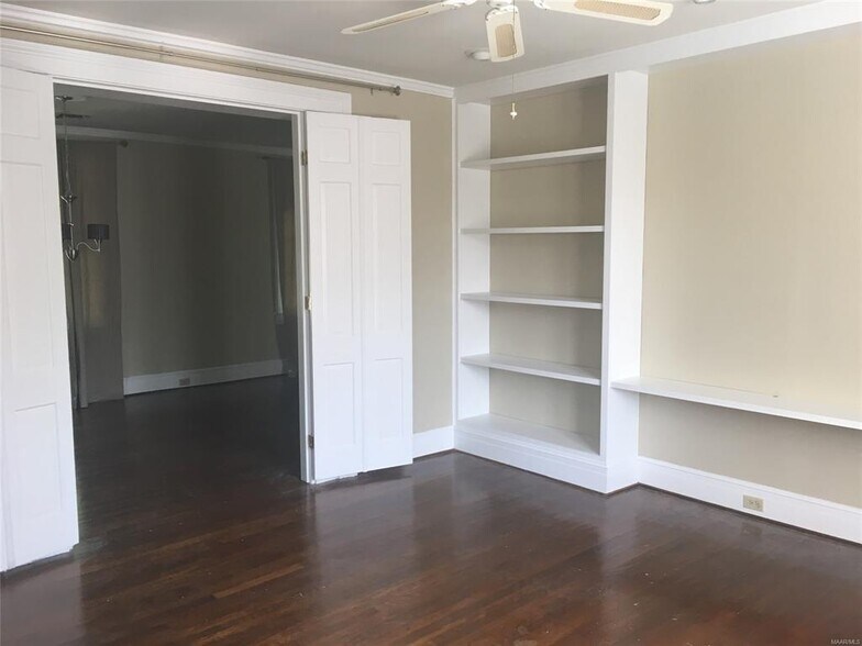 Building Photo - 1960 Ridge Ave